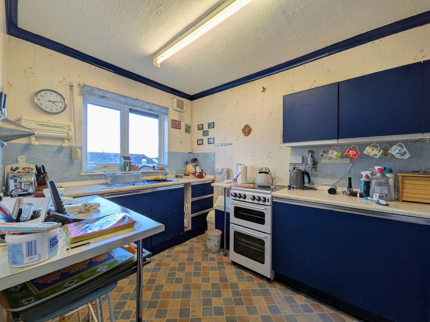 2 bed property in Trebartha Road, Truro